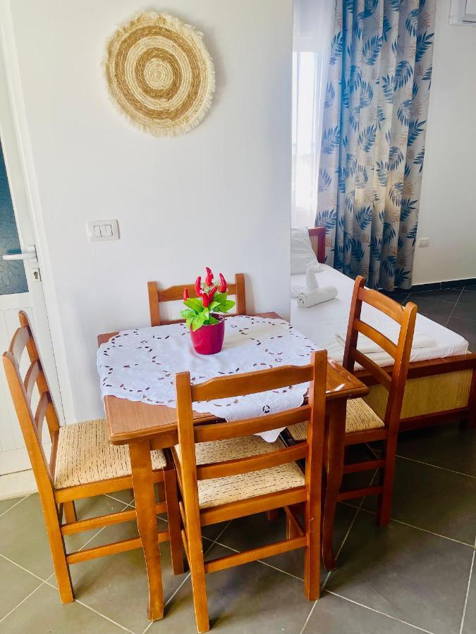 Kred Hotel Orikum Dış mekan fotoğraf