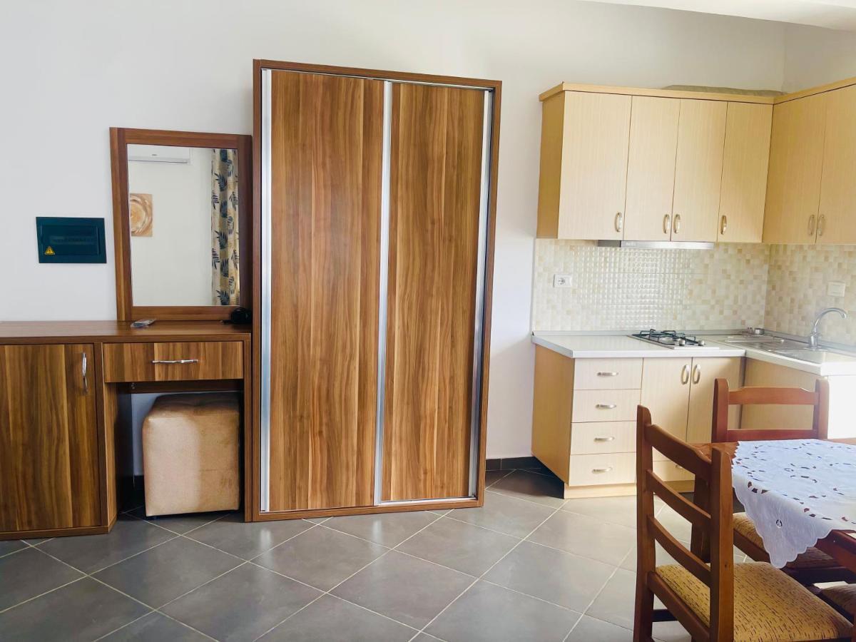 Kred Hotel Orikum Dış mekan fotoğraf